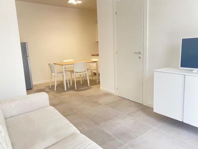 Appartement Nuovo Bilocale Super Accessoriato Con Spazio Esterno à Sirolo Extérieur photo